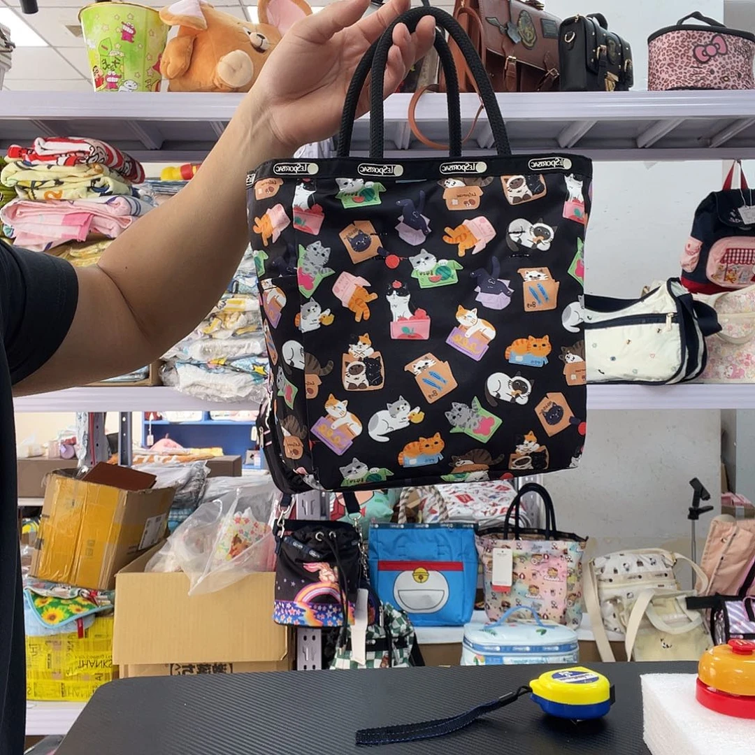PU化妆包等产品和产品