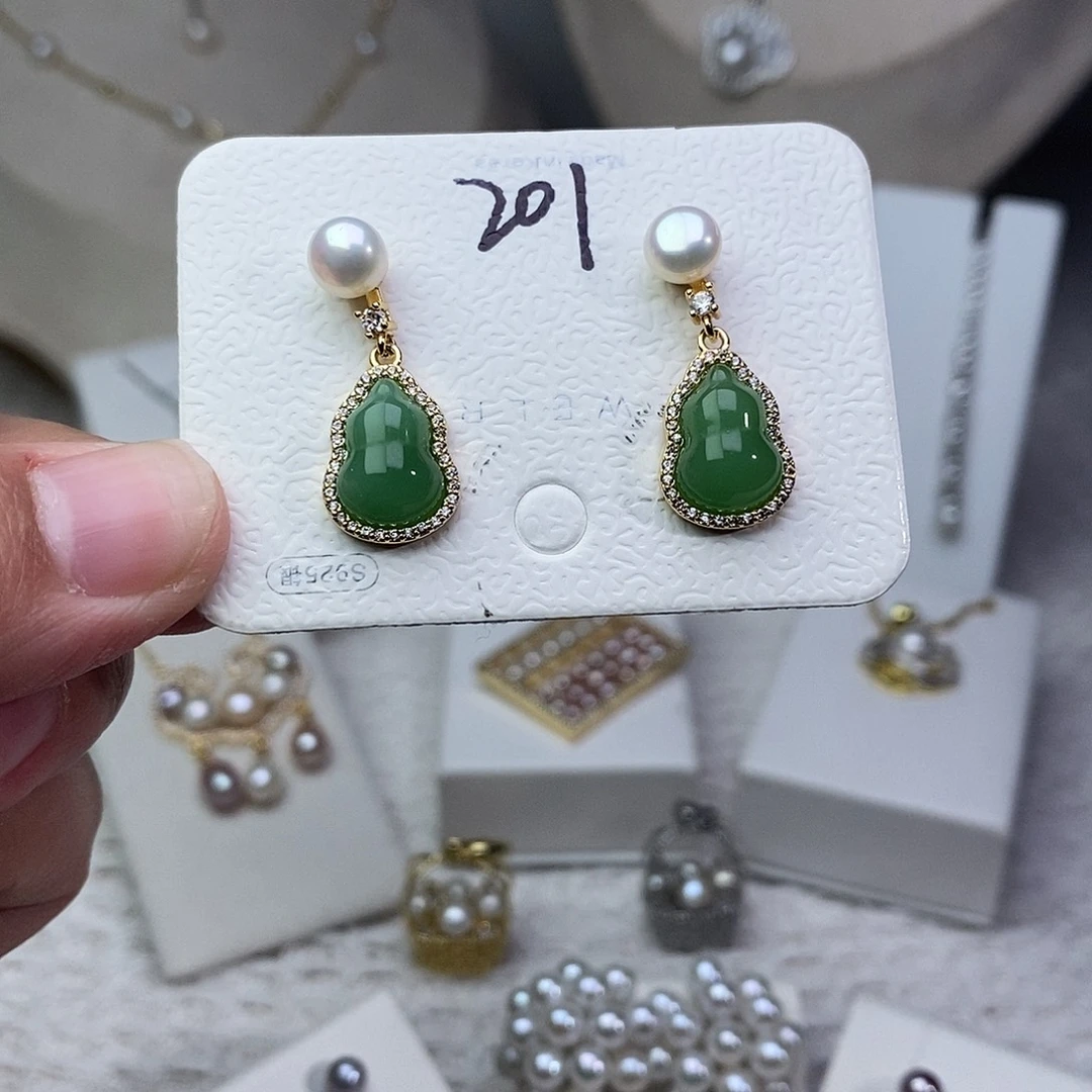 银S925镶嵌淡水珍珠耳饰