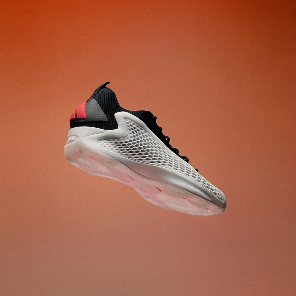 Adidas阿迪达斯爱德华兹1代专业篮球鞋「决胜黑白」JQ6140