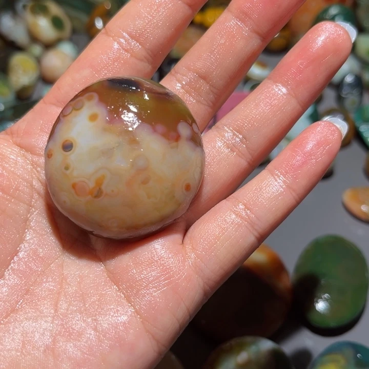 俊***哥玛瑙/玉髓颈饰未镶嵌