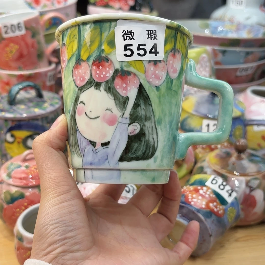 瓷片兔兔哈哈哈的样子