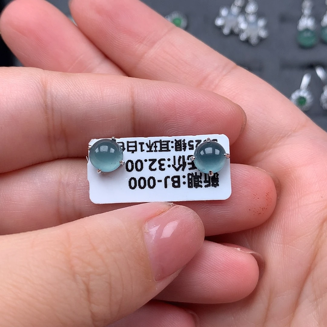 夫***诸翡翠银S925镶嵌耳饰