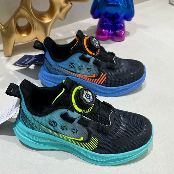 3172男透气运动鞋男童网面透气跑步鞋时尚童鞋减震网球鞋步鞋