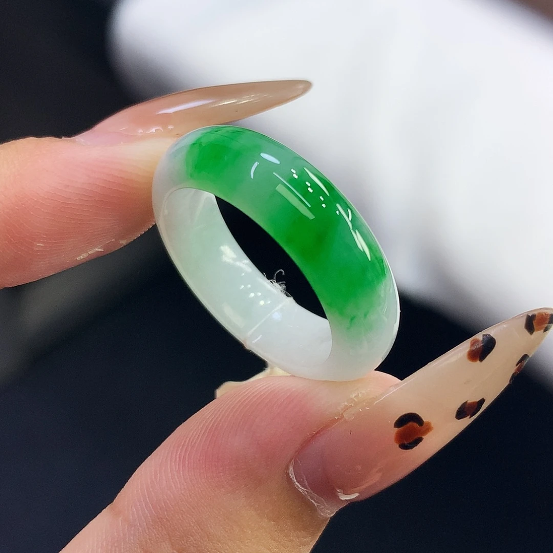 翡翠未镶嵌戒指17号