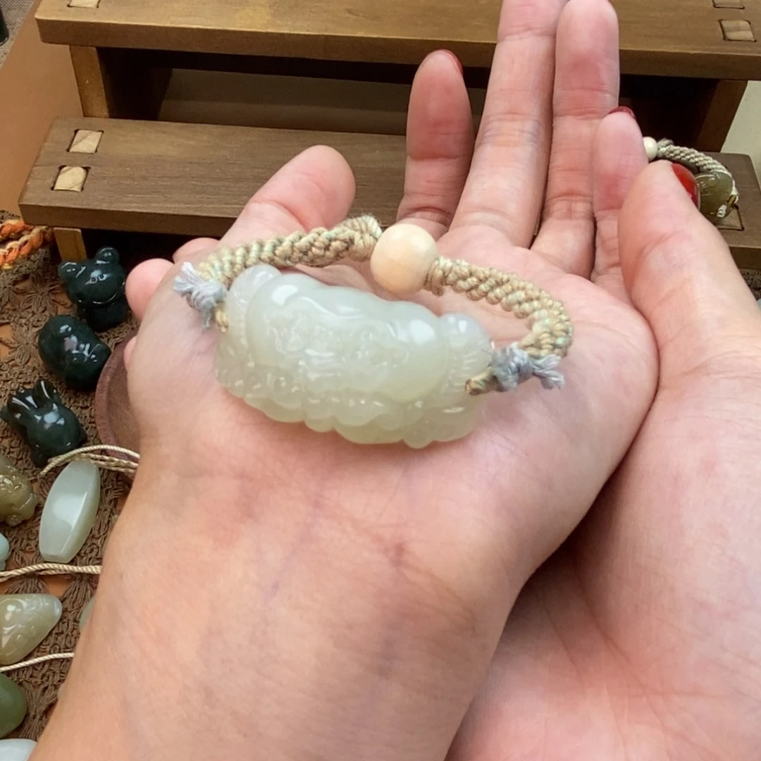 和田玉未镶嵌颈饰G****n