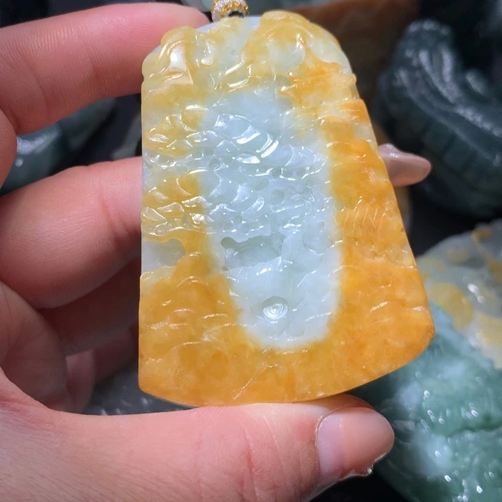 翡翠未镶嵌颈饰保真天然A货翡翠