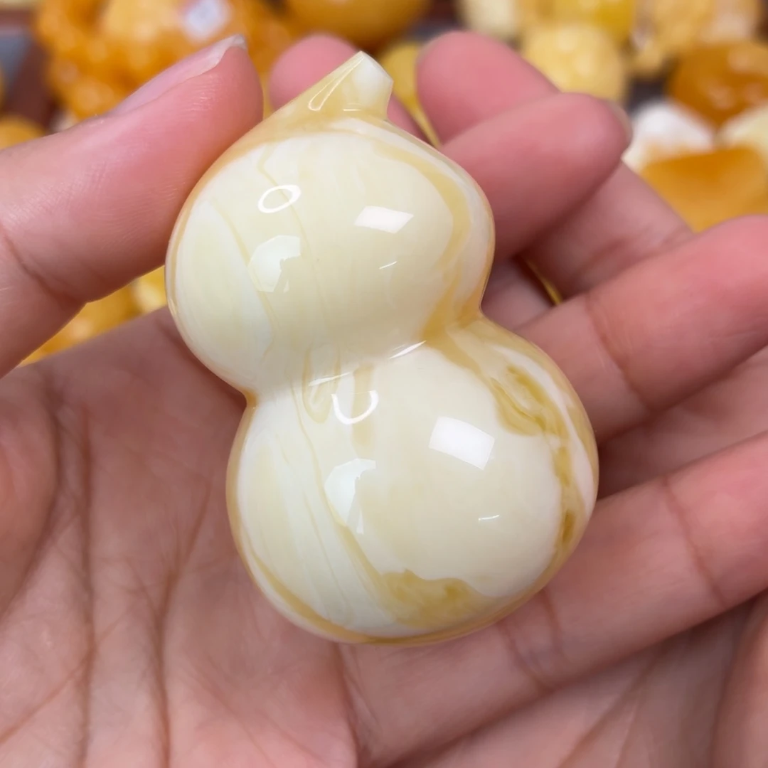 蜜蜡未镶嵌吊坠(不含链)黄瓷白葫芦