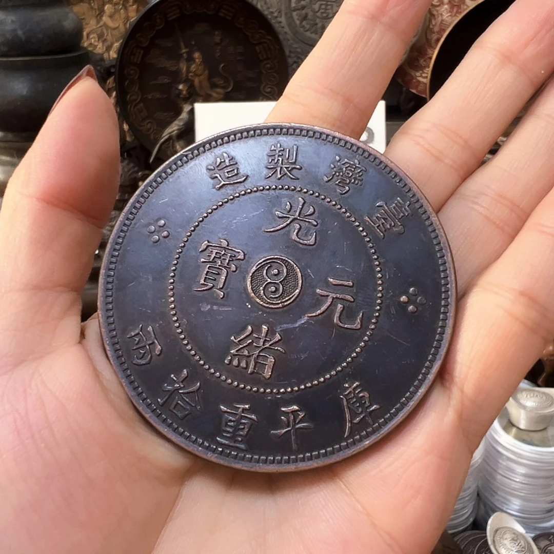 金属复古风格摆件