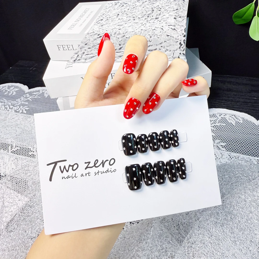 【暗黑玛丽】红黑配钻 复古高级美甲 Two zero纯手工穿戴甲