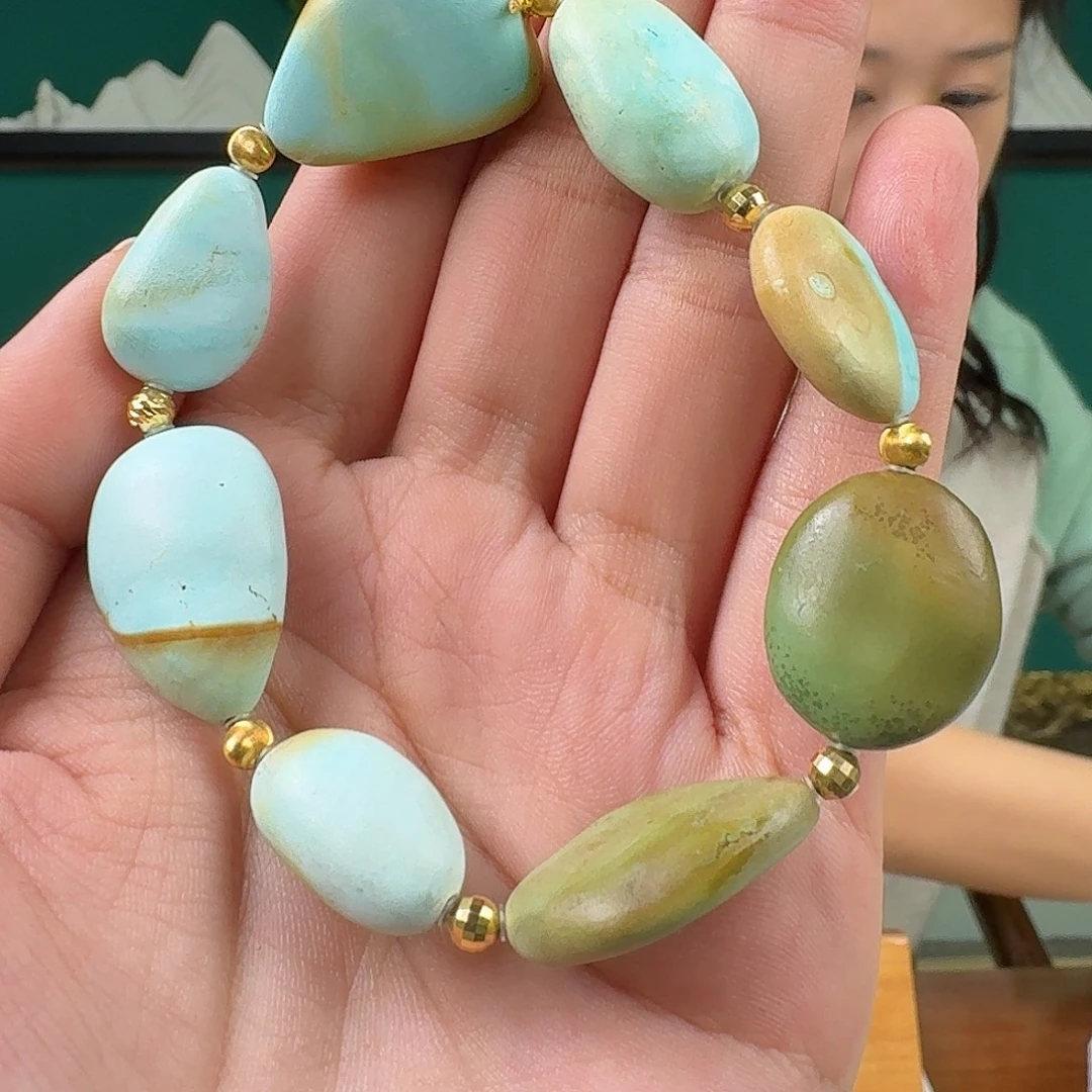 绿松石未镶嵌珠宝奇石