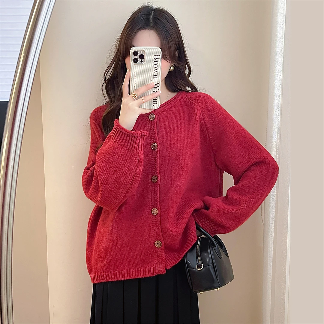 D1287    唐狮秋冬女毛衣氛围感简约款圆领开衫红色系显白显气色