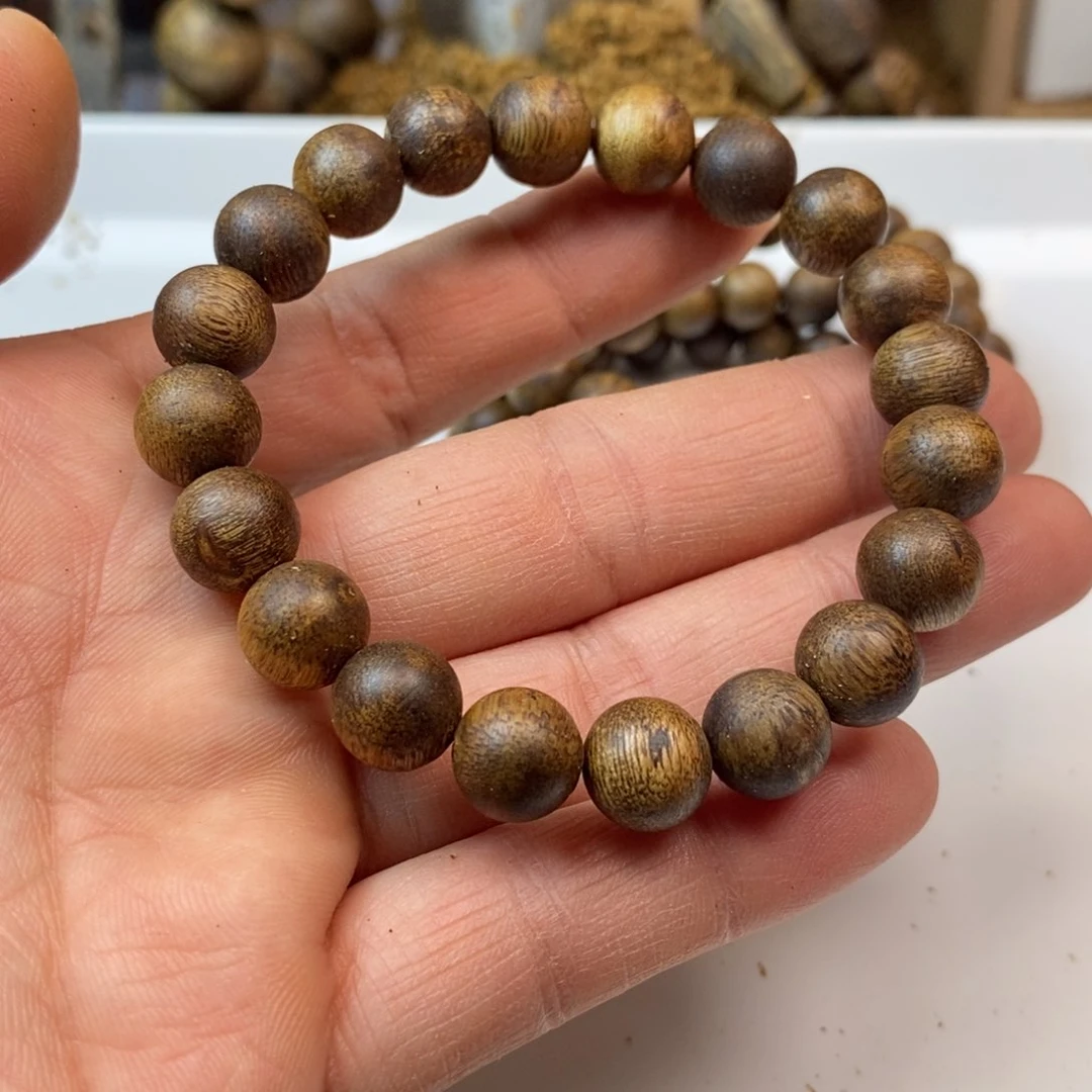 沉香手串绿棋楠规格1.0-7