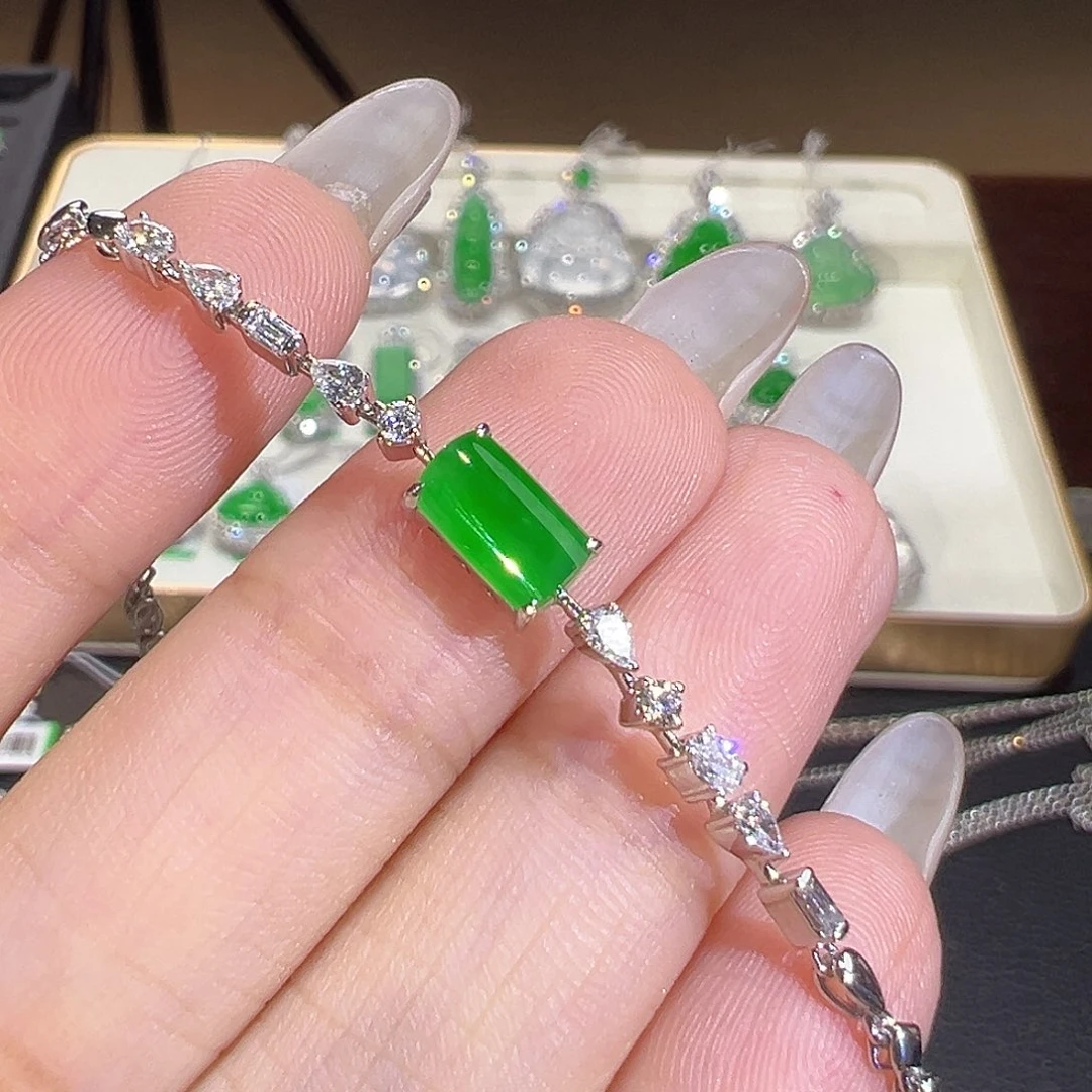 翡翠18K金镶嵌手链翡翠