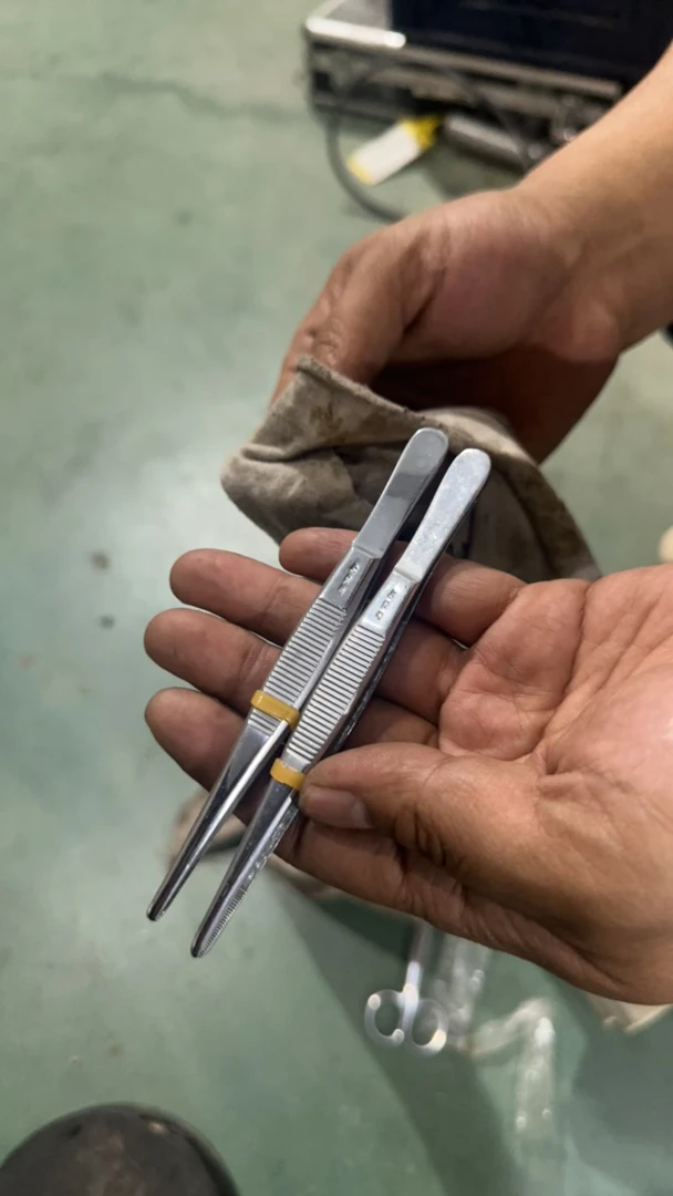 天津78年不锈钢多功能镊子2把