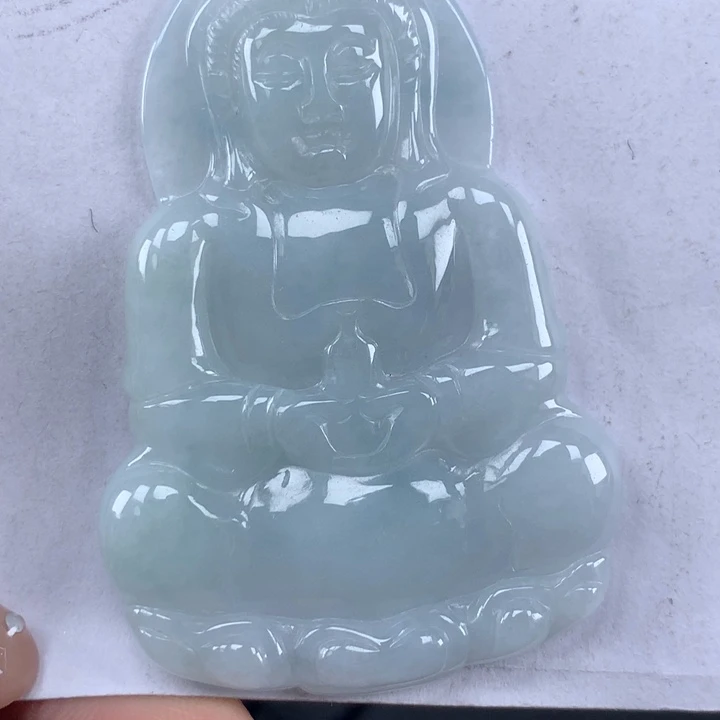 颈饰未镶嵌翡翠观音