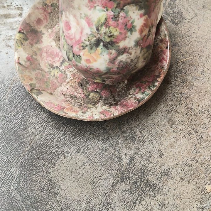 陶瓷盘子碗啥都有