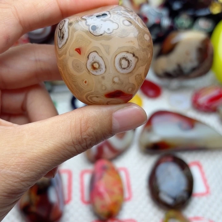 玛瑙/玉髓未镶嵌珠宝半成品