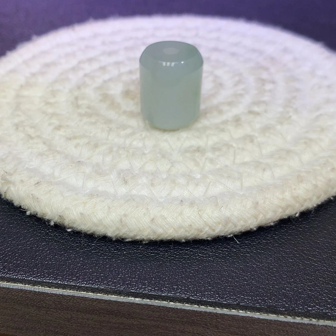 散珠翡翠天然缅甸翡翠桶珠卡17.5厚15.1细糯大卡