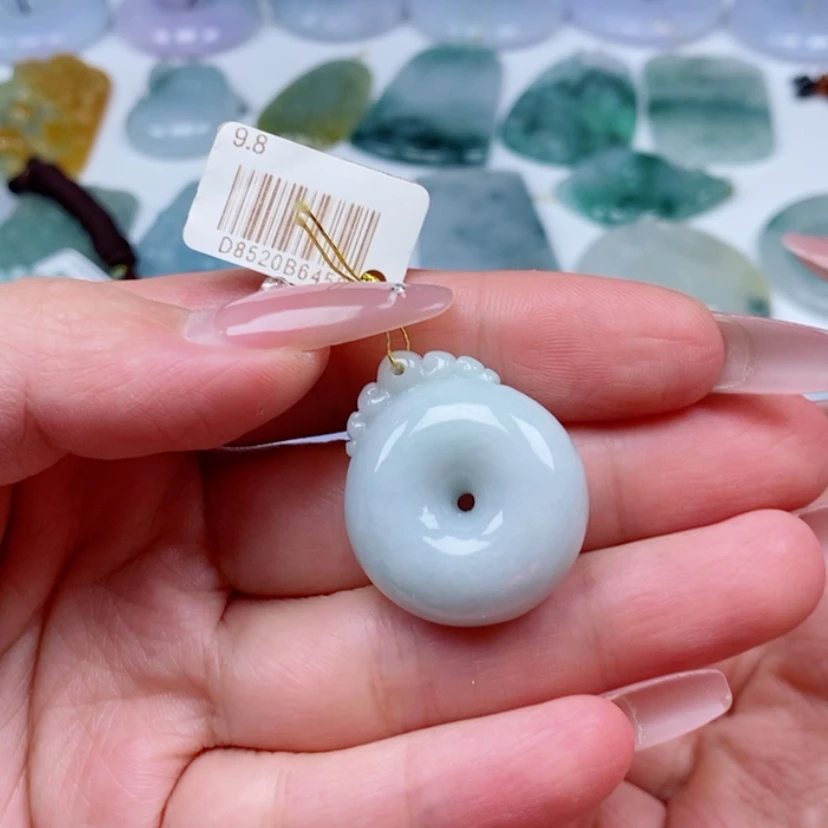 【闪购商品】颈饰未镶嵌翡翠