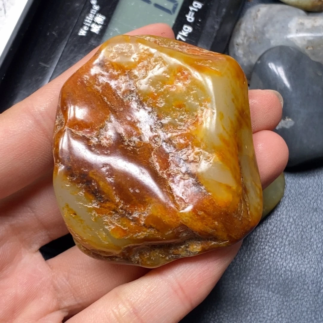 和田玉（糖玉）未镶嵌挂件