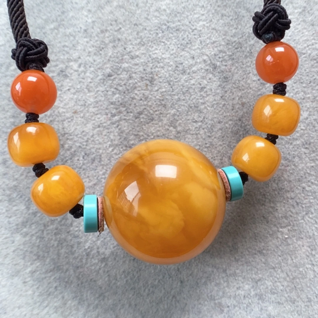 蜜蜡未镶嵌颈饰蜜蜡