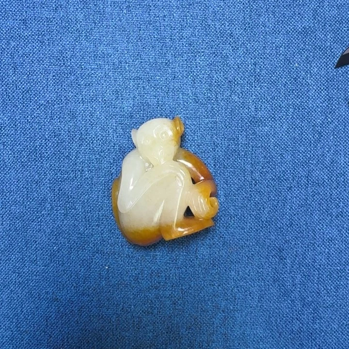 和田玉（糖玉）挂件未镶嵌