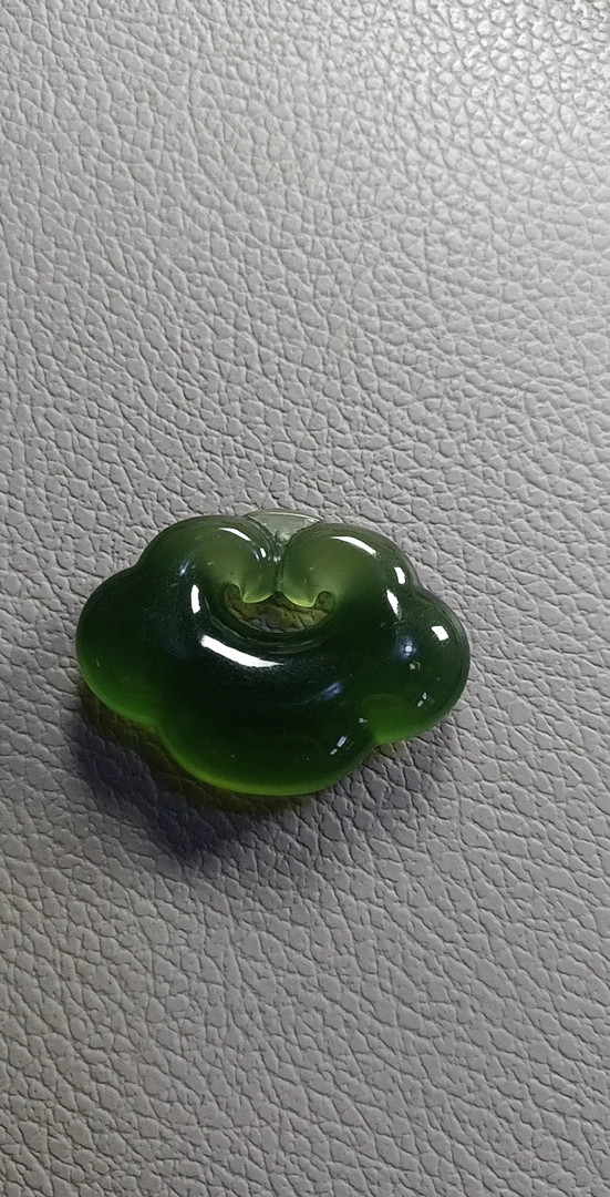天然岫玉佛公吊坠