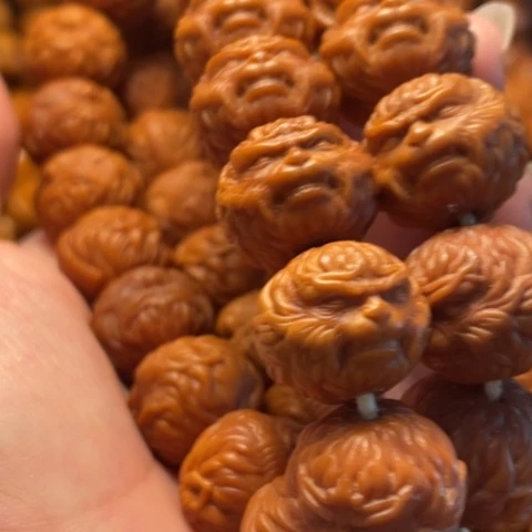 手串猴头核桃好**?舞台