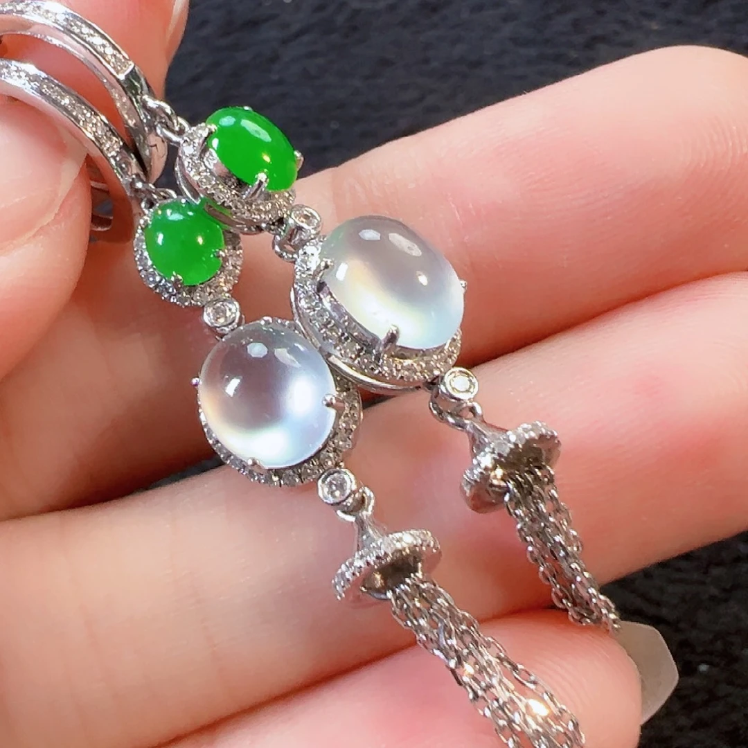 翡翠18K金镶嵌耳饰签收后24小时鉴赏期