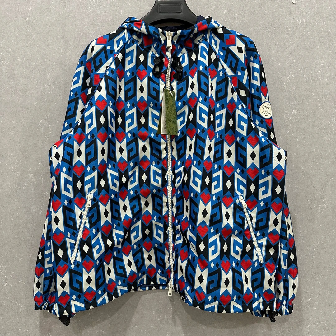 未使用 GUCCI/古驰 Gucci 古驰 爱心拼图冲锋衣50码/006010