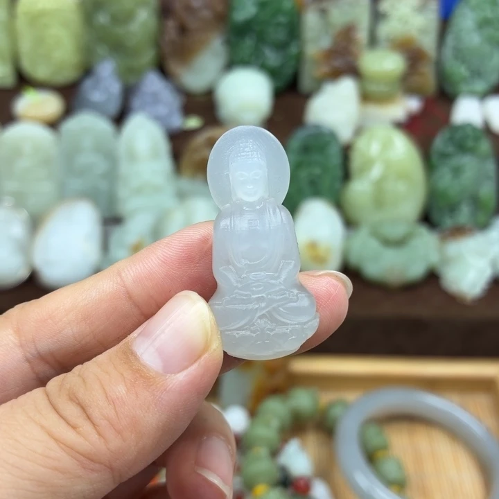 ****和田玉未镶嵌颈饰