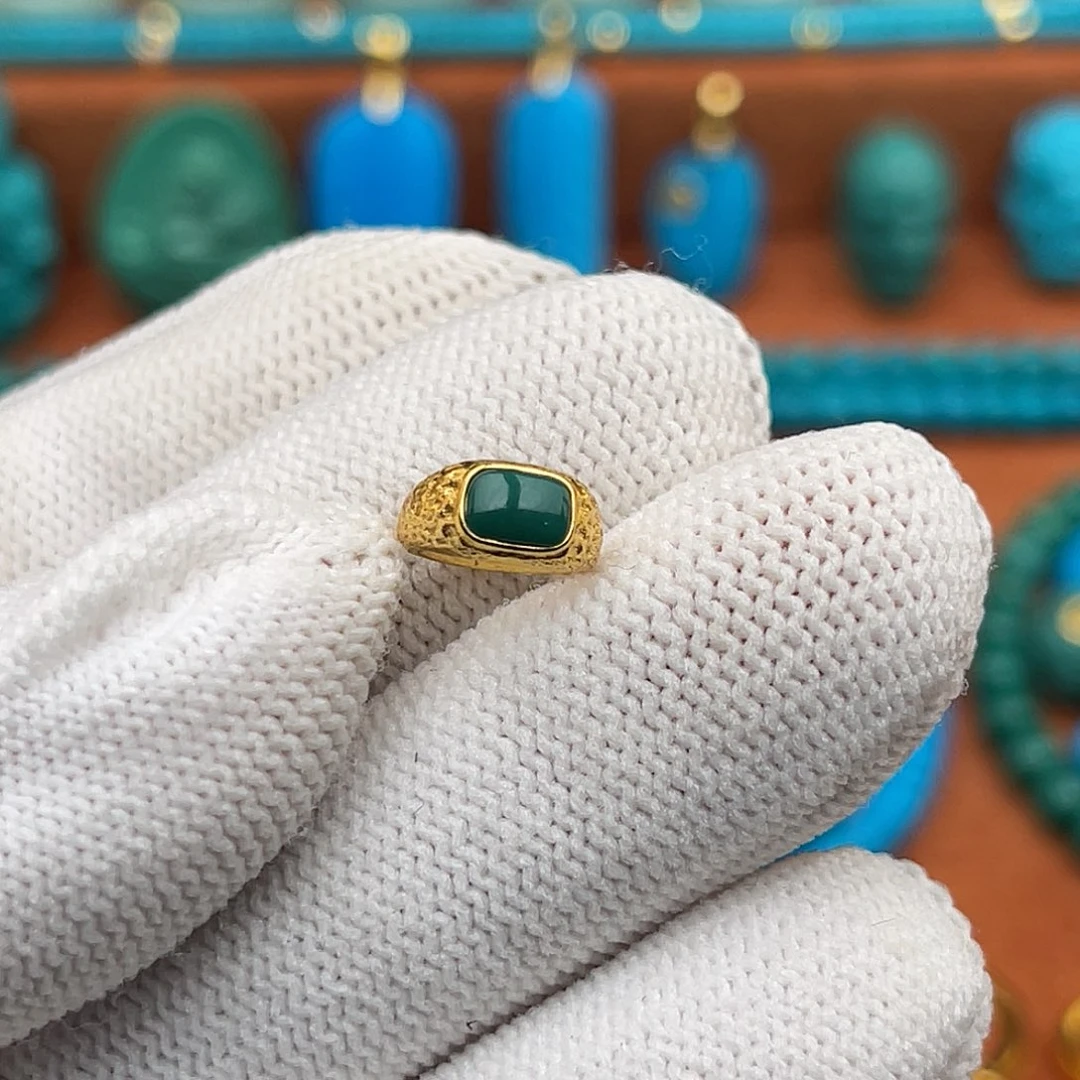 绿松石18K金镶嵌珠宝奇石