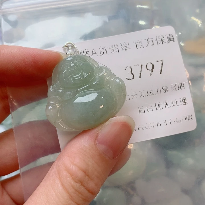 翡翠未镶嵌项圈翡翠