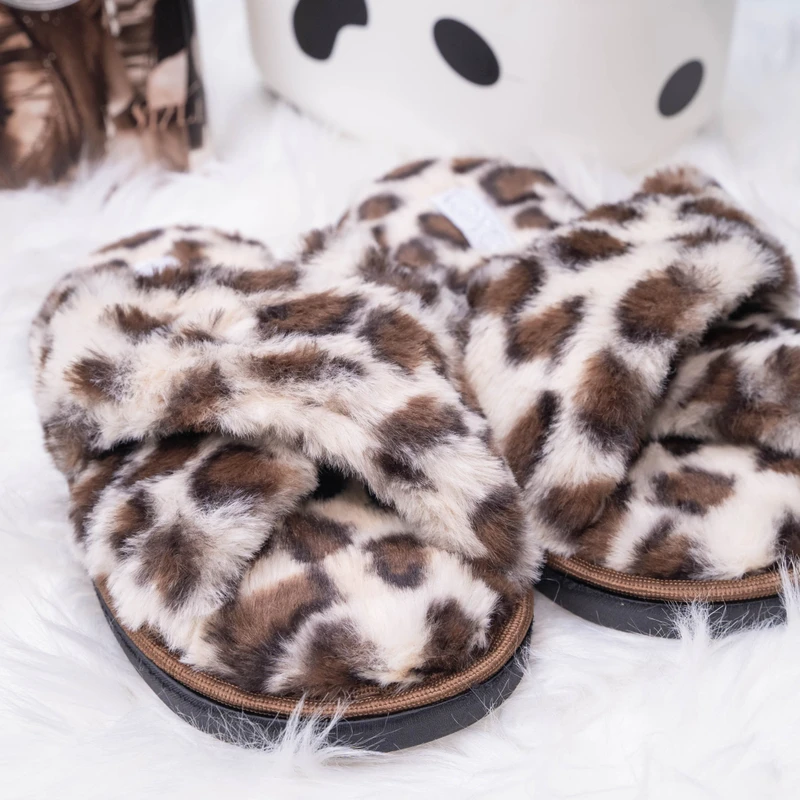 秋冬新款长绒毛时尚豹纹拖鞋