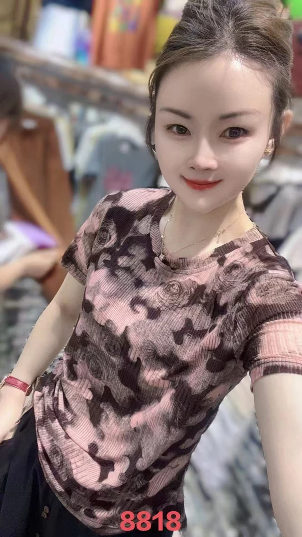 韩版玫瑰花提花圆领