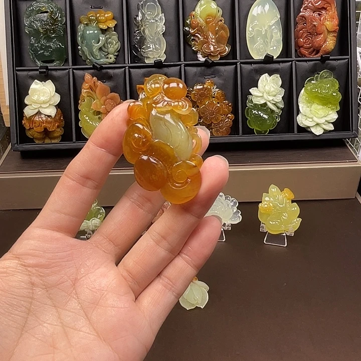 蛇纹石玉未镶嵌吊坠(不含链)