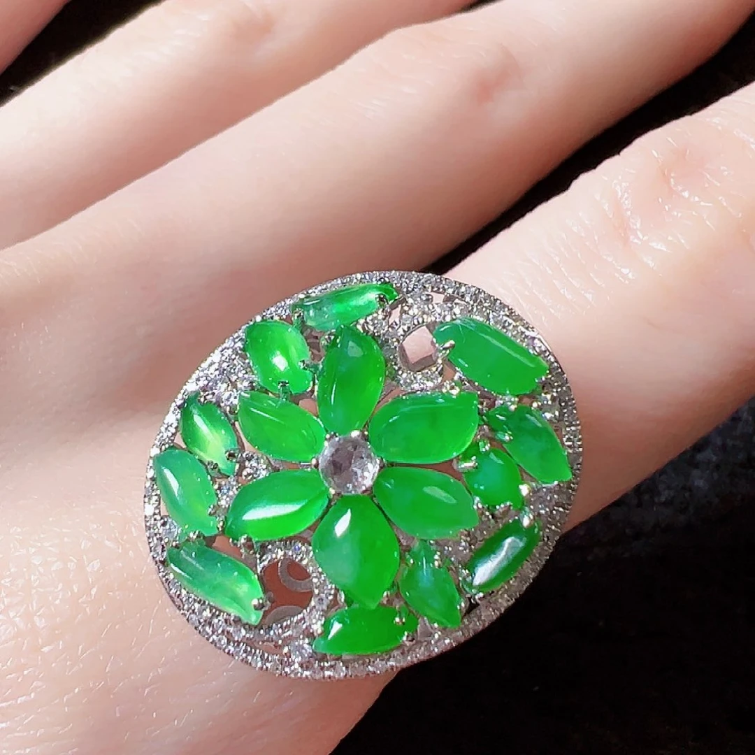 翡翠戒指18K金镶嵌签收后24小时鉴赏期，过时不退