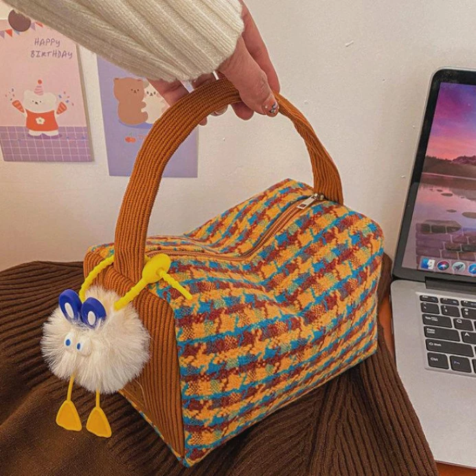 2025新款可爱小众河豚包撞色千鸟格纹手提包斜挎包韩系秋冬包包女