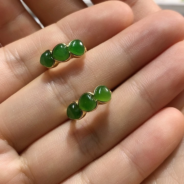 银S925镶嵌和田玉（碧玉）耳饰玲**主