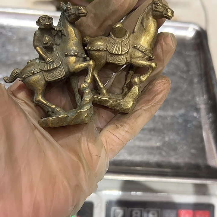 微瑕疵黄铜摆件工艺品