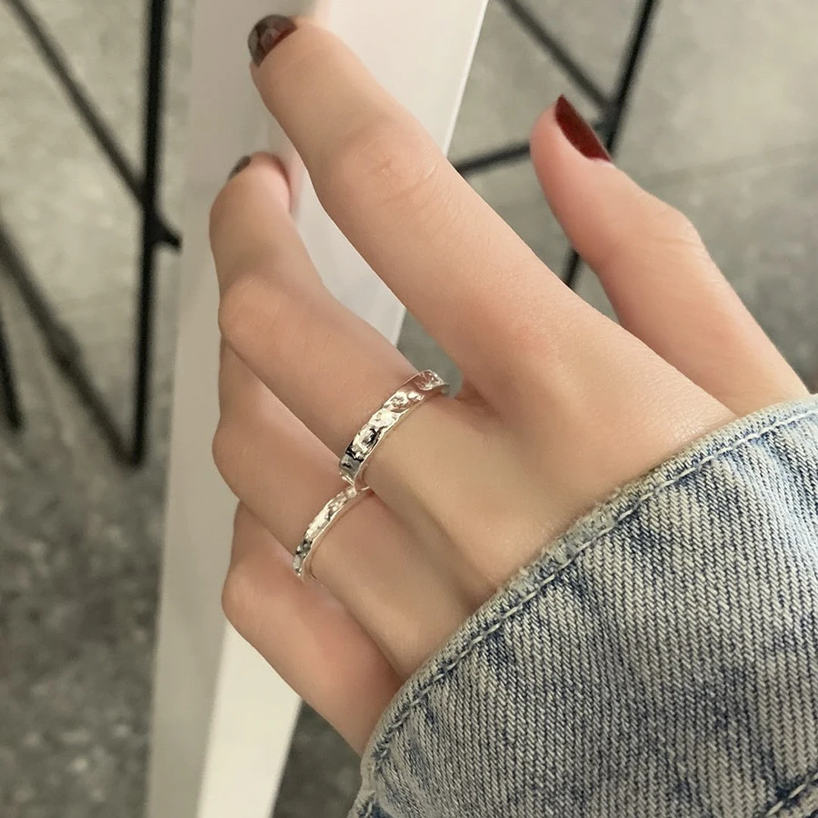 925银戒指 J8013 通体银气质冷淡ins风简约凹凸 开口石纹情侣对戒