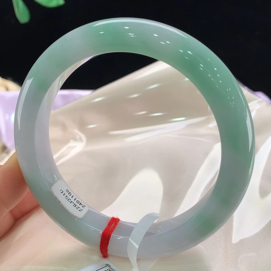 翡翠未镶嵌手镯1108