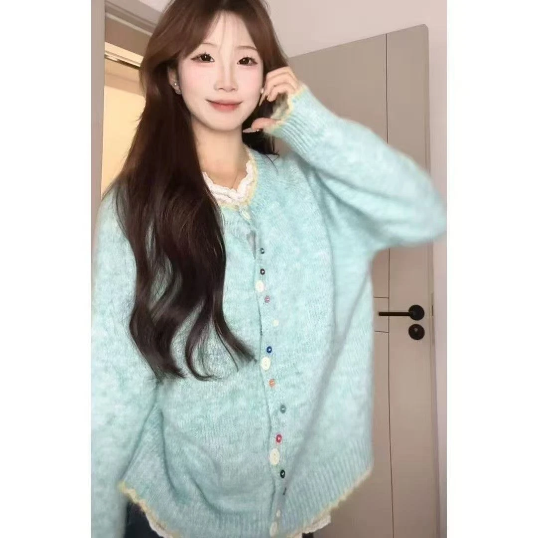 韩系早秋氛围感穿搭上衣开衫女2025新款甜美简约宽松圆领外搭毛衣