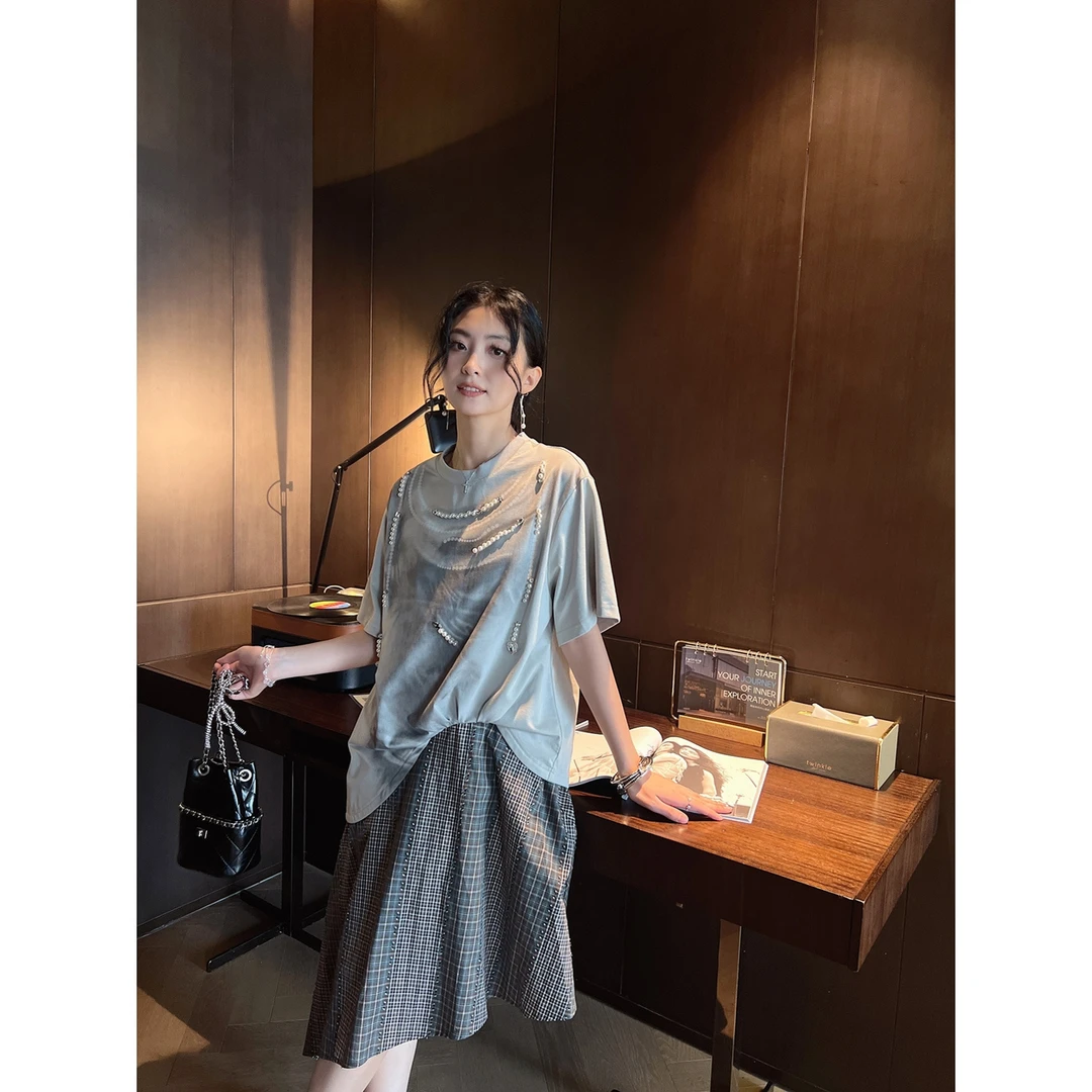 2025夏季新款高端欧货重工钉珠假两件短袖拼接撞色不规则连衣裙女