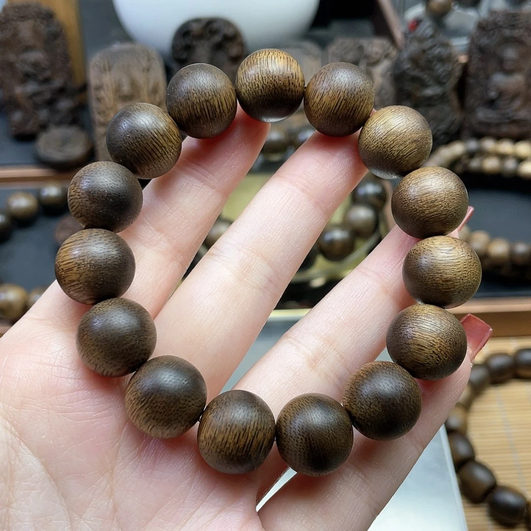 沉香手串宾****三文莱沉香