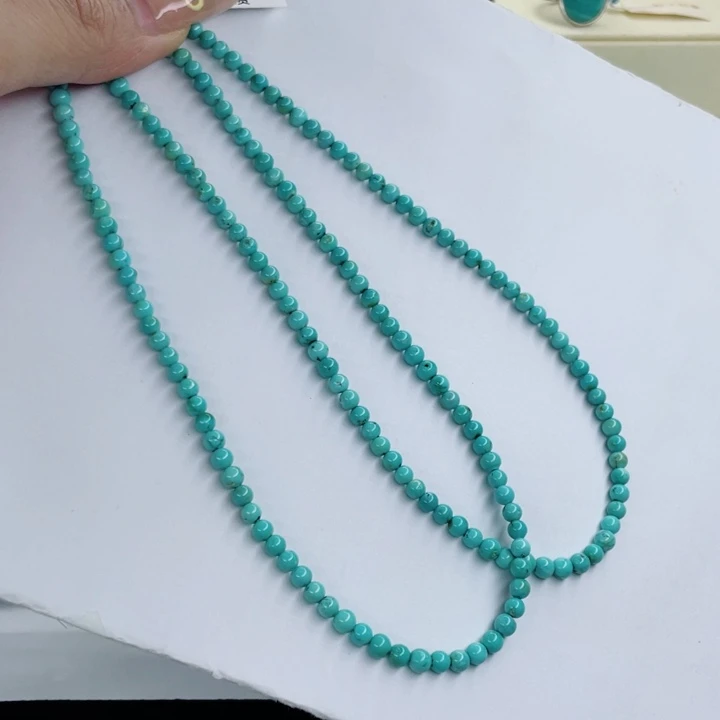 未镶嵌绿松石颈饰