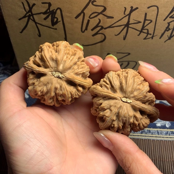 吊坠文玩核桃*—粗筋