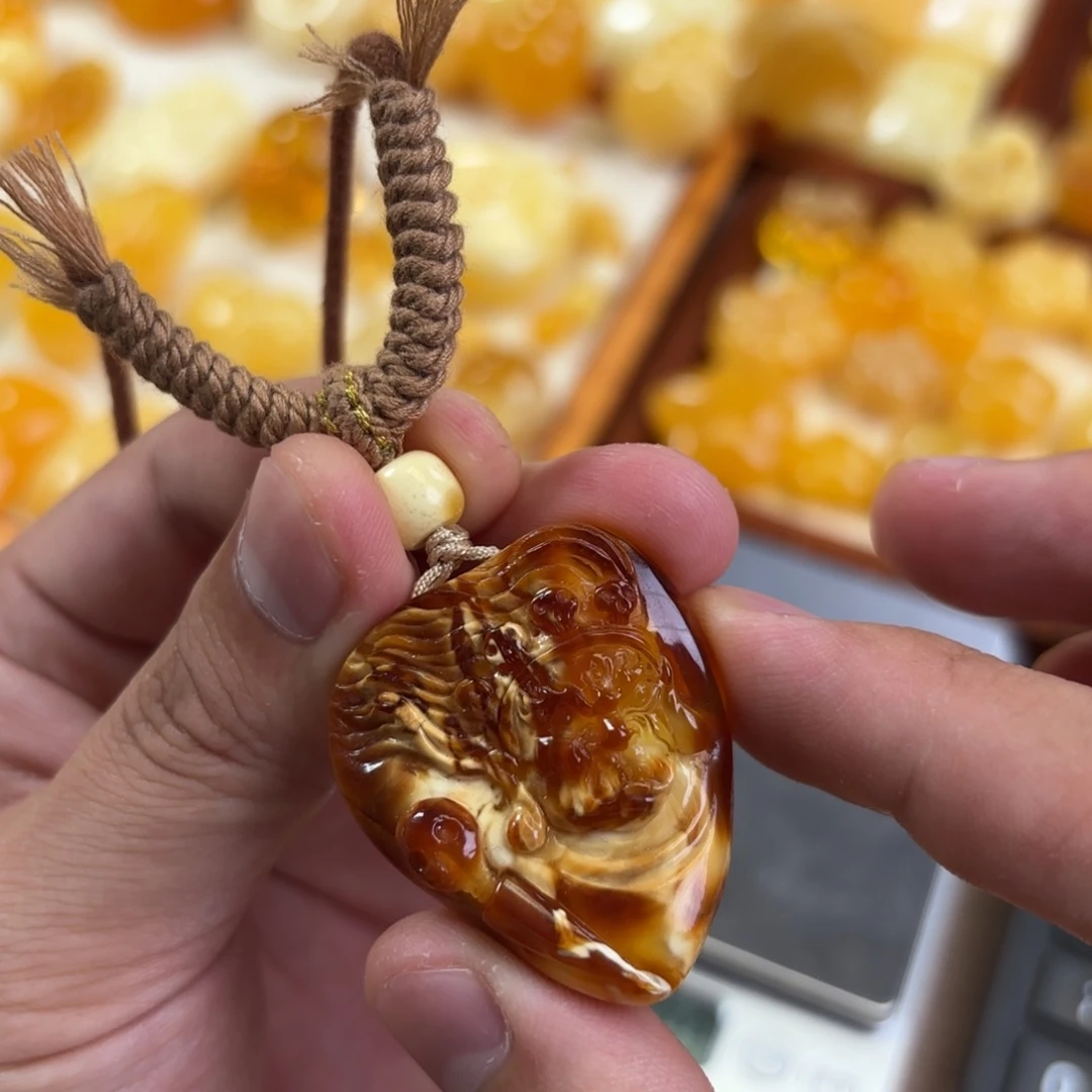 走****裸石蜜蜡未镶嵌大黑天