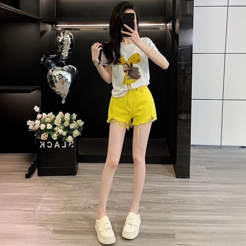 小个子穿搭休闲时尚套装女夏活泼减龄短袖T恤黄色牛仔短裤两件套