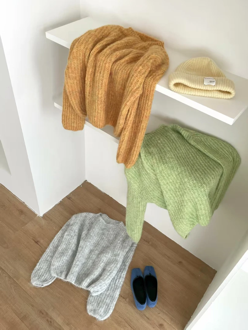 2025韩国代购.软糯糯羊 毛慵懒花纱圆领针织毛衣